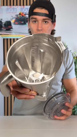 Creator video cover: Plastic-free